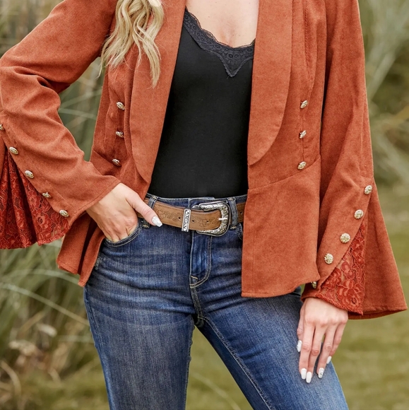 Cupshe Jacket - Picture 2 of 4